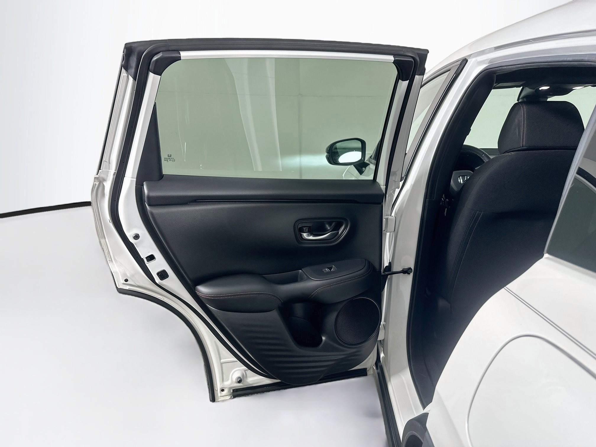Used 2024 Honda HR-V Sport image 25