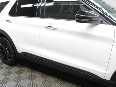Used 2024 Ford Explorer ST w/ Technology Package AWD/4WD image 38