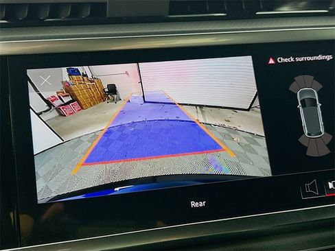 New 2025 Audi Q3 2.0T Premium image 15