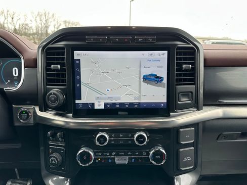 Used 2023 Ford F150 Lariat w/ Equipment Group 502A High image 13