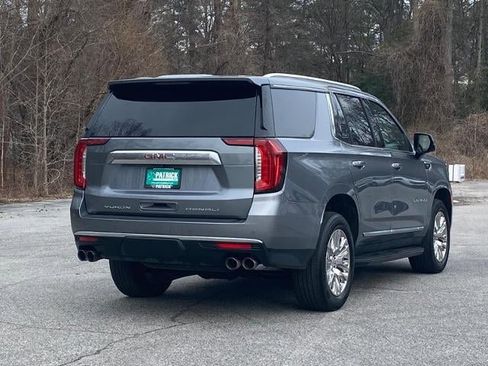 Used 2022 GMC Yukon Denali AWD/4WD image 3