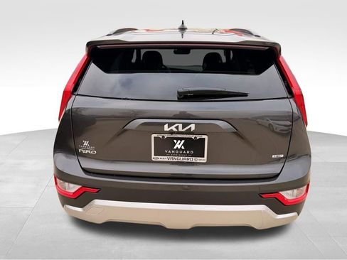 New 2026 Kia Niro LX image 3