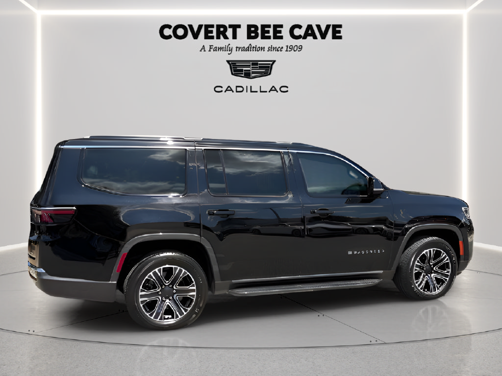 Used 2022 Jeep Wagoneer Series III w/ Flexible Seating Group AWD/4WD image 15