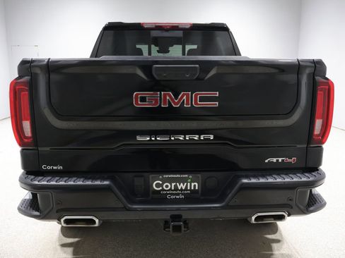Used 2025 GMC Sierra 1500 AT4 w/ AT4 Premium Package AWD/4WD image 3