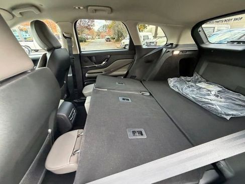 New 2026 Lincoln Corsair Premiere image 12