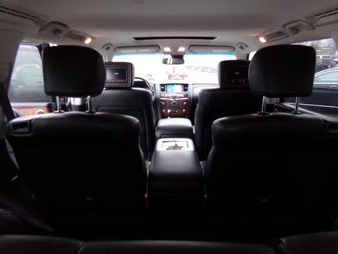 Used 2015 INFINITI QX80 4WD w/ Deluxe Technology Package image 22