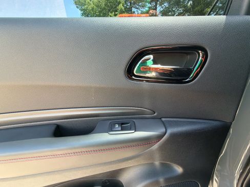 Used 2024 Dodge Durango GT RWD image 36