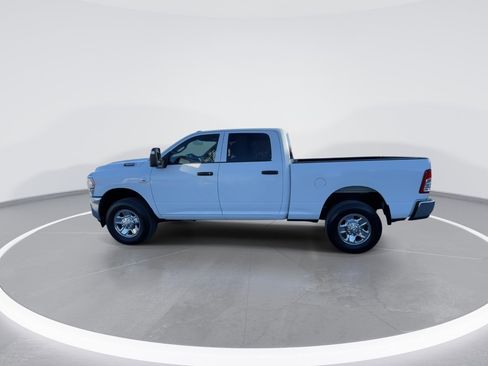 Used 2024 RAM 3500 Tradesman w/ Chrome Appearance Group image 5