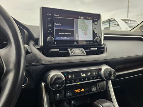 Used 2019 Toyota RAV4 Limited AWD/4WD image 24