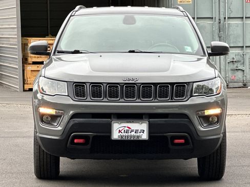 Used 2020 Jeep Compass Trailhawk AWD/4WD image 9
