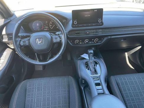 Used 2024 Honda HR-V Sport image 11