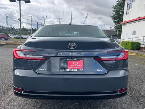 Certified 2025 Toyota Camry XLE FWD image 6