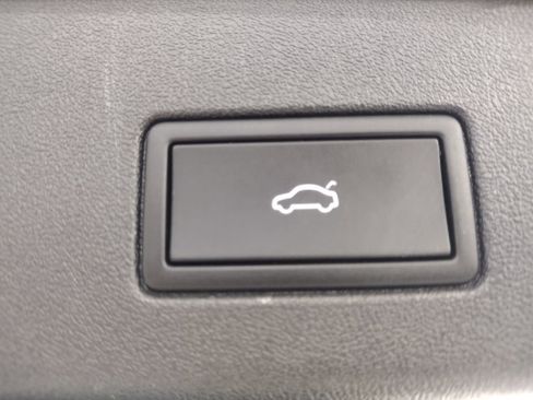 Used 2023 Volkswagen ID.4 Pro S AWD/4WD image 19