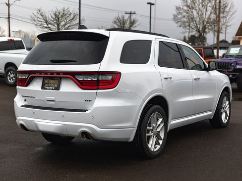 Used 2025 Dodge Durango GT image 8
