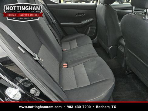 Used 2024 Nissan Sentra SV FWD image 30