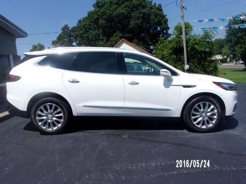 Used 2018 Buick Enclave Premium w/ Experience Buick Package AWD/4WD image 4
