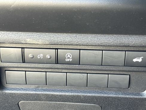 New 2026 Mitsubishi Outlander SEL image 28