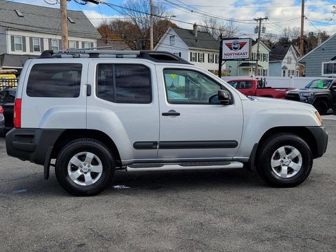 Used 2011 Nissan Xterra S w/ Protection Pkg image 5