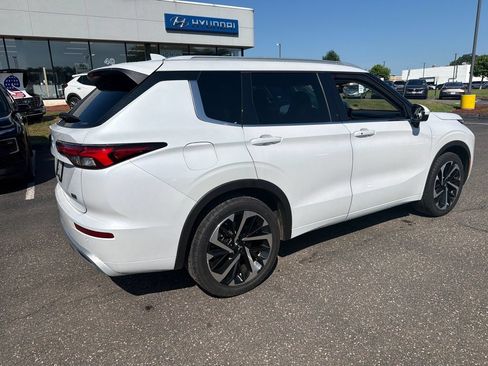 Used 2022 Mitsubishi Outlander SEL AWD/4WD image 3