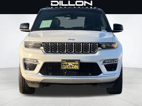 Used 2024 Jeep Grand Cherokee Summit AWD/4WD image 9