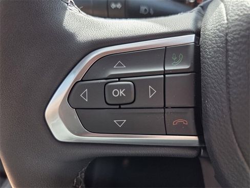 Used 2026 Jeep Compass Latitude image 26