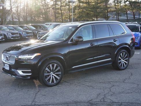 Used 2022 Volvo XC90 T6 Inscription w/ Advanced Package image 15