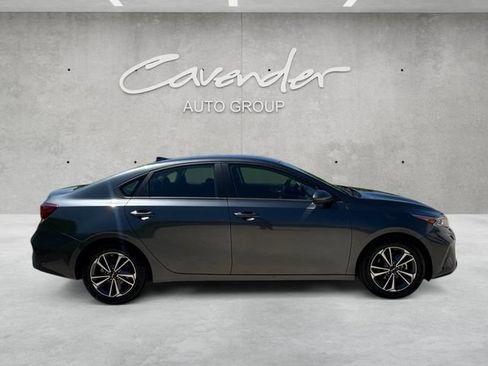 Used 2024 Kia Forte LXS FWD image 17
