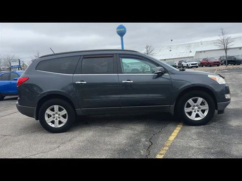 Used 2012 Chevrolet Traverse LT image 31