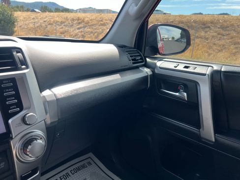 Certified 2020 Toyota 4Runner SR5 RWD image 22