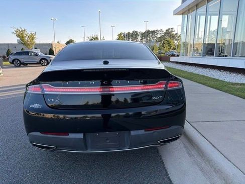 Used 2018 Lincoln MKZ Premiere FWD image 4