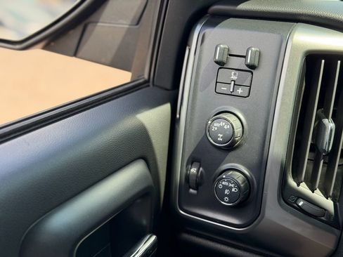 Used 2018 Chevrolet Silverado 1500 LT w/ Texas Edition AWD/4WD image 20