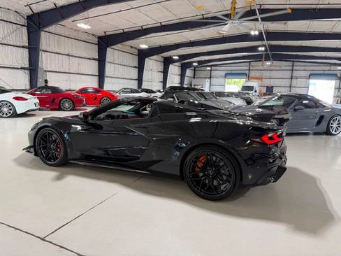 Used 2025 Chevrolet Corvette Z06 w/ Z07 Performance Package RWD image 77