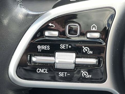 Certified 2021 Mercedes-Benz GLE 350 4MATIC image 34