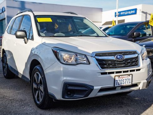 Used 2018 Subaru Forester 2.5i w/ Alloy Wheel Package image 3