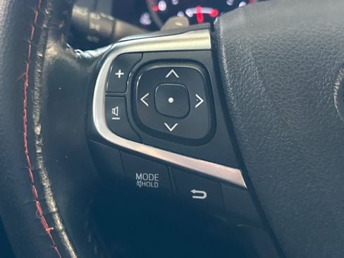 Used 2016 Toyota Camry SE FWD image 27
