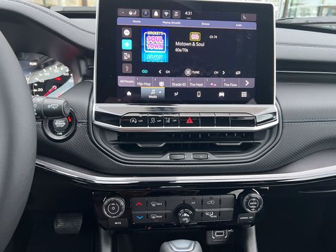 New 2026 Jeep Compass Latitude AWD/4WD image 22