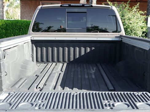 Used 2021 Nissan Titan PRO-4X w/ Pro-4x Utility Package AWD/4WD image 8