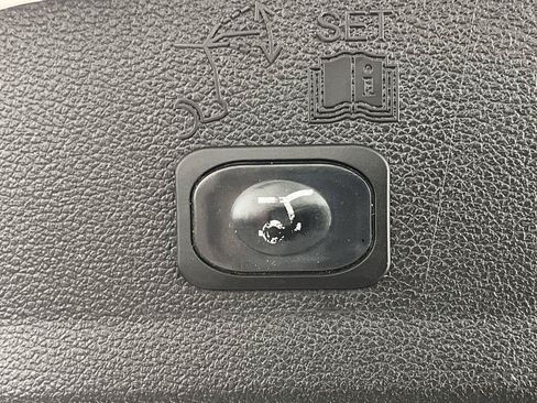 Used 2019 Ford Escape SEL AWD/4WD image 29