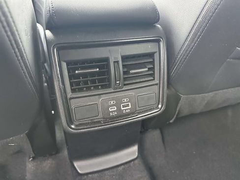Used 2025 Subaru Forester Limited w/ Popular Package AWD/4WD image 9
