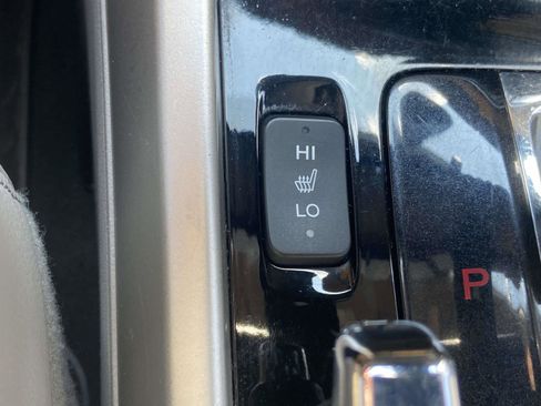 Used 2016 Honda Accord Touring image 18