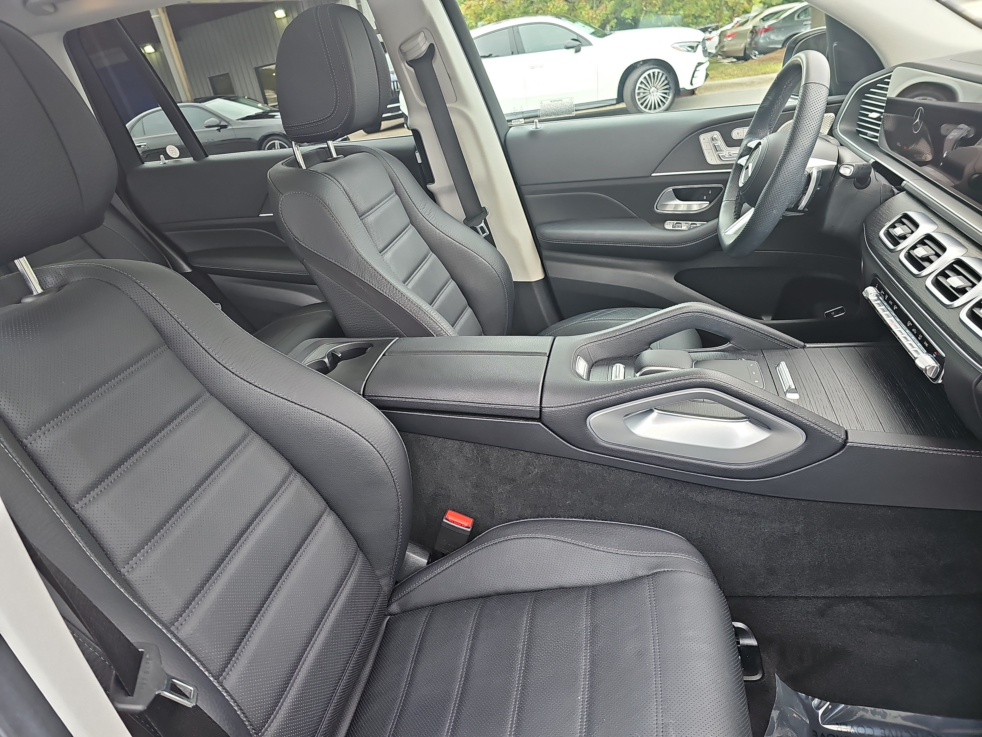 Certified 2024 Mercedes-Benz GLS 450 4MATIC image 11