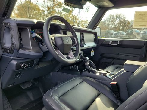 New 2025 Ford Bronco Badlands image 20