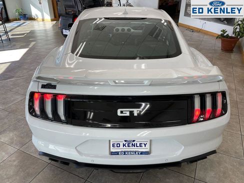 Used 2022 Ford Mustang GT Premium image 29