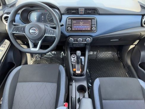 Certified 2025 Nissan Versa SV image 12