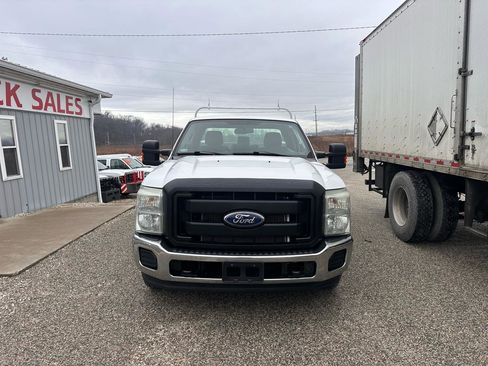 Used 2011 Ford F250 XL w/ PWR Equipment Group image 5