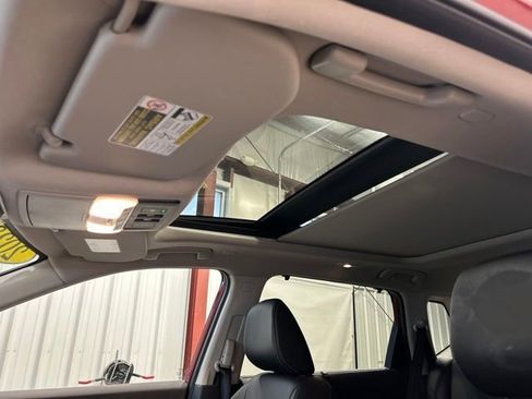 Used 2023 Nissan Rogue SL w/ SL Premium Package AWD/4WD image 34