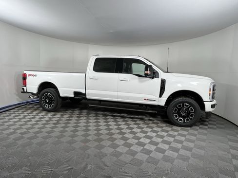 New 2026 Ford F350 Platinum image 5