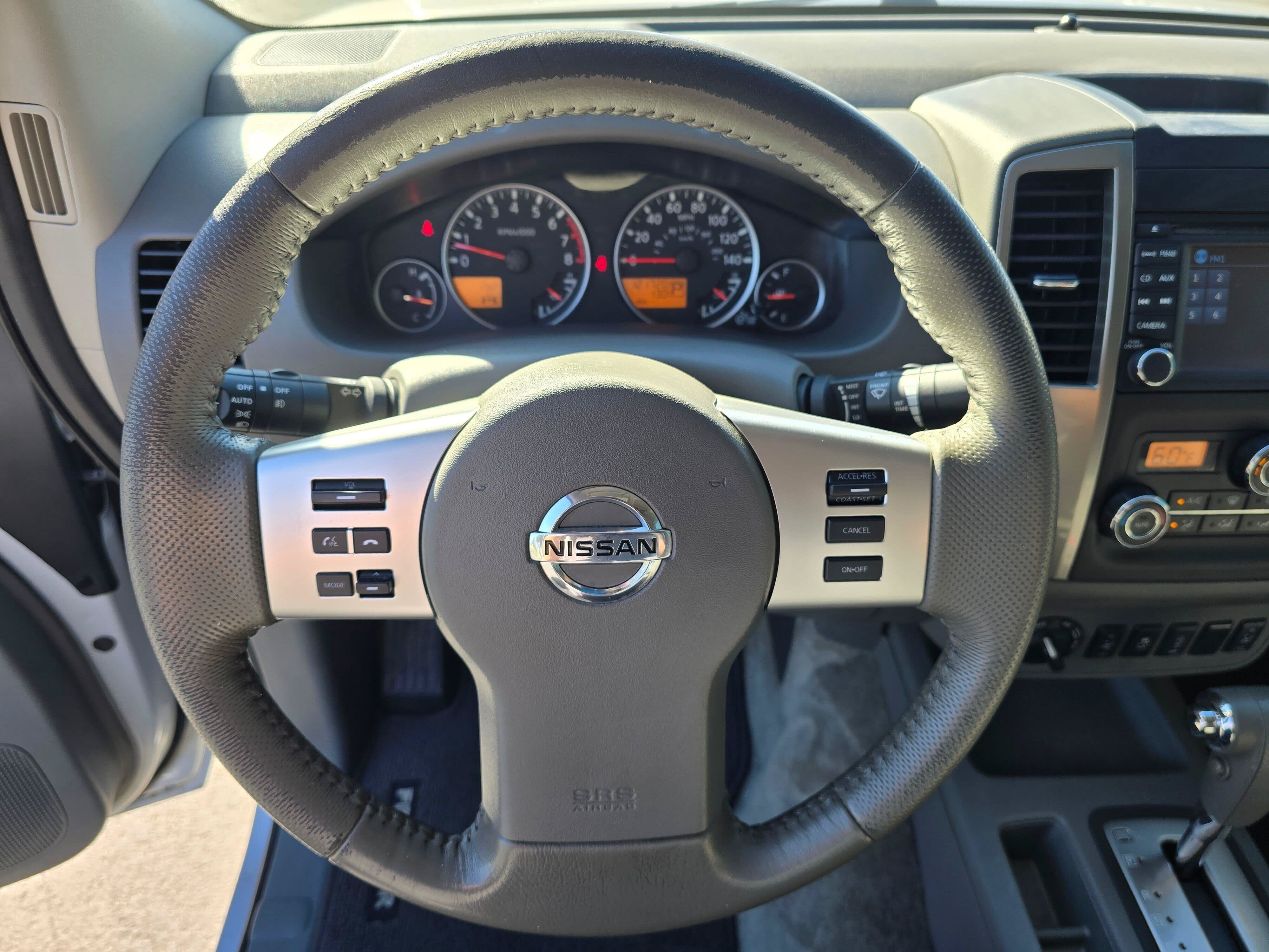 Used 2013 Nissan Frontier SL AWD/4WD image 22
