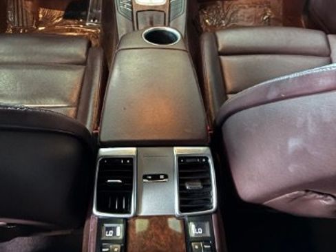 Used 2012 Porsche Panamera 4S image 31