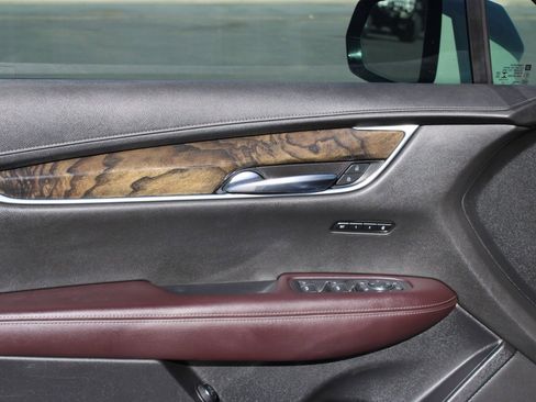 Used 2022 Cadillac XT6 Premium Luxury w/ Technology Package image 20